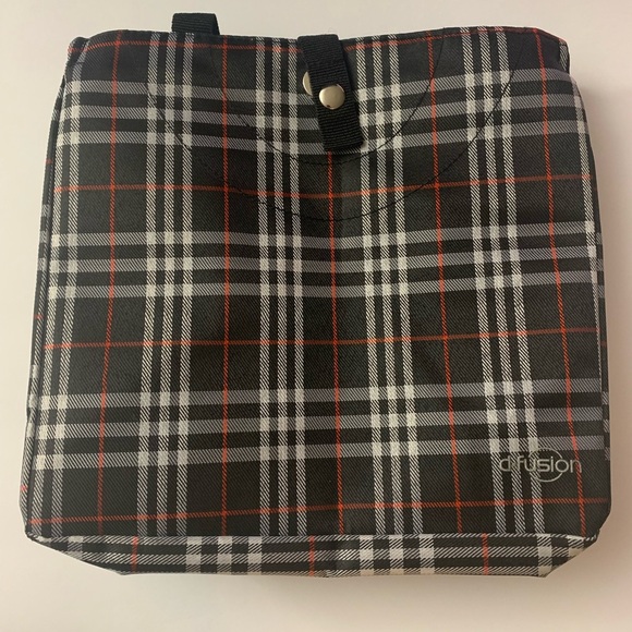 🍒2/$28 or 3/$38🍒 D-fusion Lunchbag - Picture 11 of 12